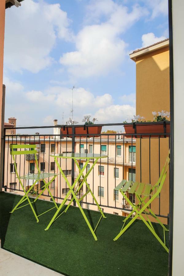 Peaceful Apartment In The Heart Of Bologna Exterior photo